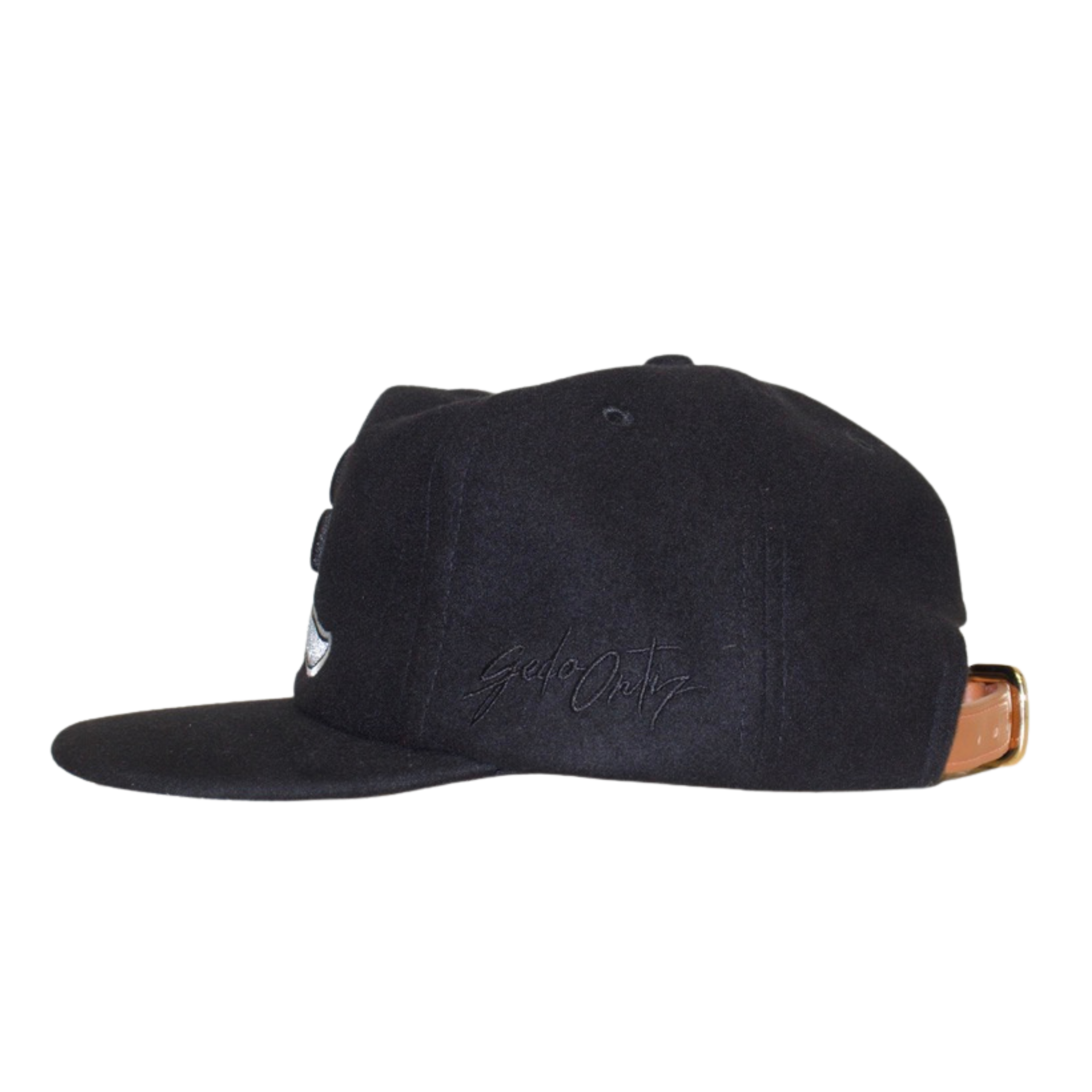 “Blanco y Negro" Pink Brim PRM CAP