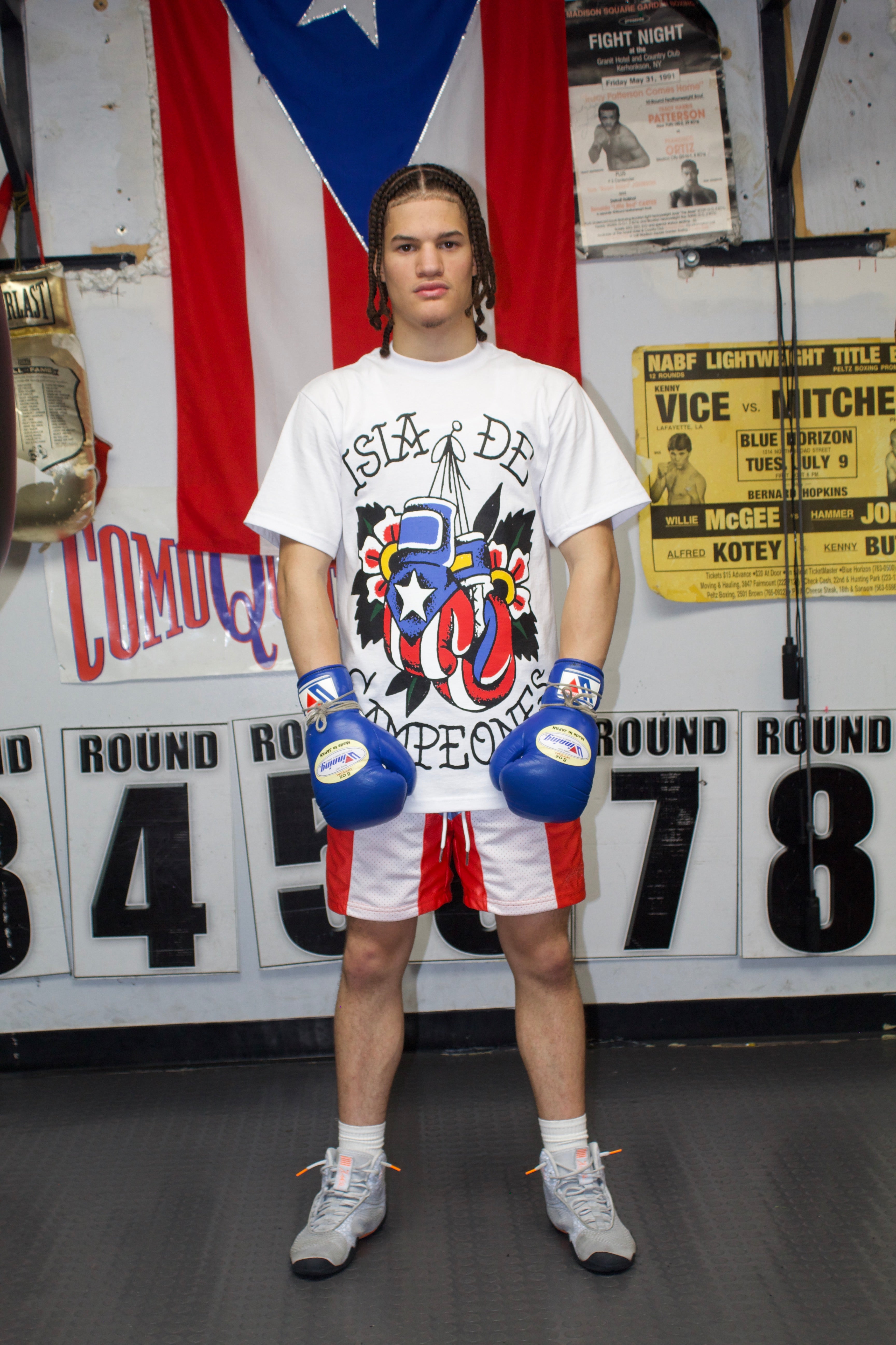 "Isla de Campeones" 7.5 Max Heavyweight Tee