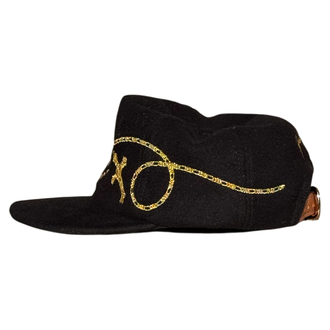 “Dios, Patria y Blin Blin" Cap